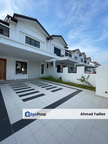 NEAR KTM STATION 2 Storey Terrace MALHOKA Alam Sari, Bangi, Selangor, Bangi