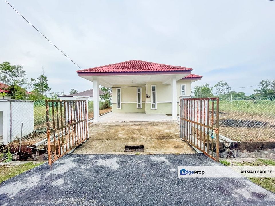 FACING OPEN 1 Storey Bungalow Mahkota Hills, Lenggeng , Negeri Sembilan, Lenggeng