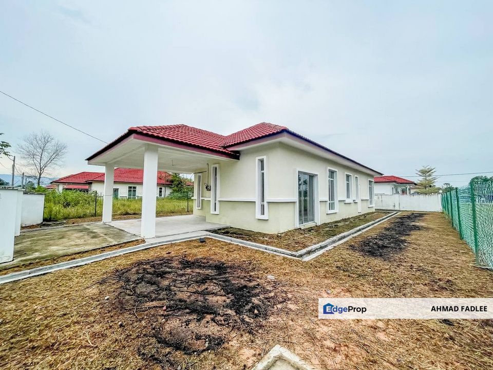FACING OPEN 1 Storey Bungalow Mahkota Hills, Lenggeng , Negeri Sembilan, Lenggeng