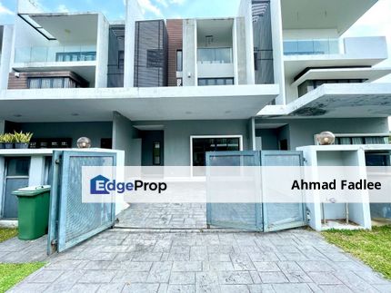 INDIVIDUAL TITLE 3 Storey Superlink Pearl Residence, Taman Saujana Mutiara Kajang, Selangor, Cheras South