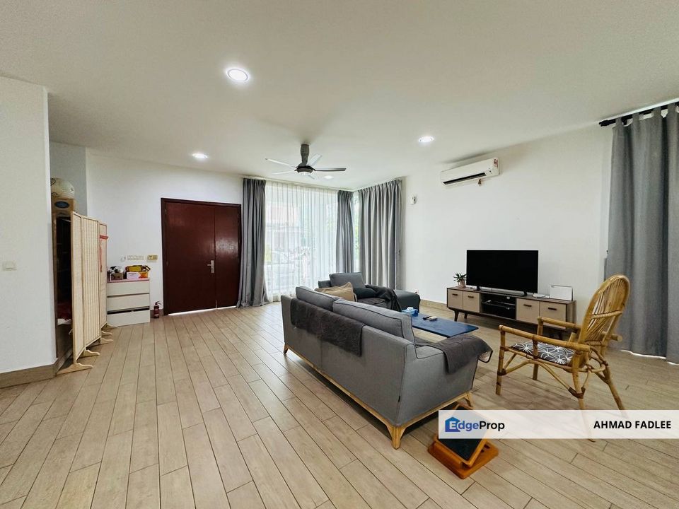 Huge Land Double Storey Semi-D in Evergreen Garden Residence Cyberjaya For Sale, Selangor, Cyberjaya