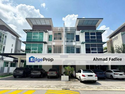 Huge Unit 3 Storey Semi-D House in Jacaranda Garden Residence Cyberjaya For Sale, Selangor, Cyberjaya