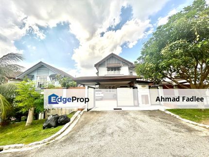 Huge Land Double Storey Semi-D Laman 2 Bandar Seri Putra Bangi For Sale, Selangor, Bangi