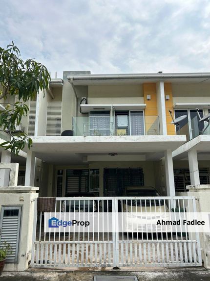 Nice Unit Double Storey Terrace in Seksyen 4 Bandar Baru Bangi For Sale, Selangor, Bangi