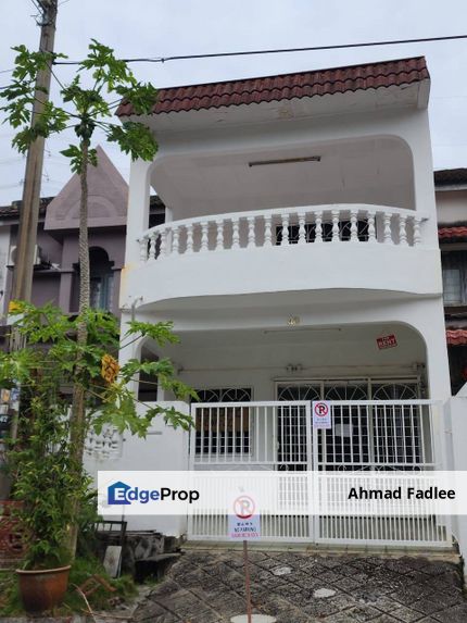 Renovated Double Storey Terrace in Taman Mulia Jaya Ampang For Rent, Selangor, Ampang