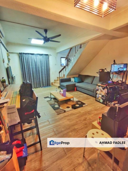 Individual Title Double Storey Terrace in Taman Sri Gombak Fasa 9 For Sale, Selangor, Gombak