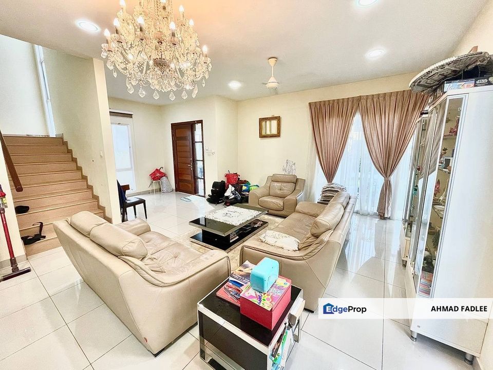 Elite Area Double Storey Semi-D in Sri Carcosa Seremban 2 Negeri Sembilan For Sale, Negeri Sembilan, Seremban