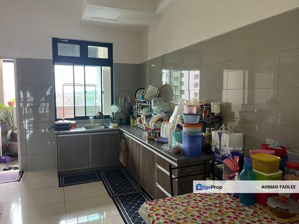 Corner Unit Condominium Lake Vista Residence Cheras For Sale, Selangor, Cheras