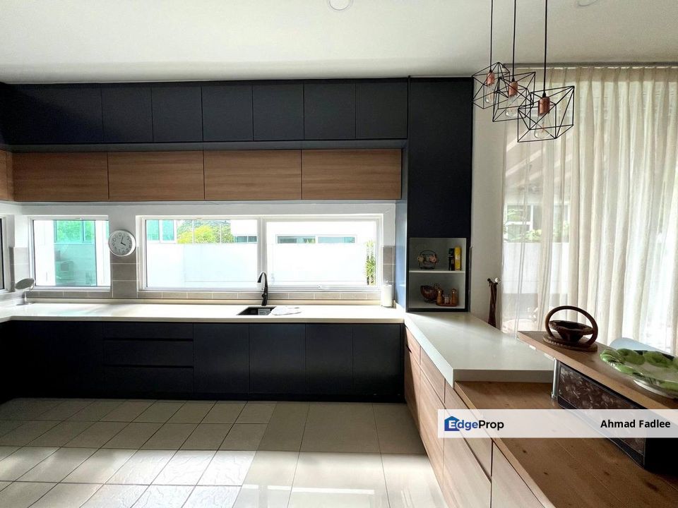 Renovated Triple Storey Semi D in Garden Residence Cyberjaya Selangor For Sale, Selangor, Cyberjaya