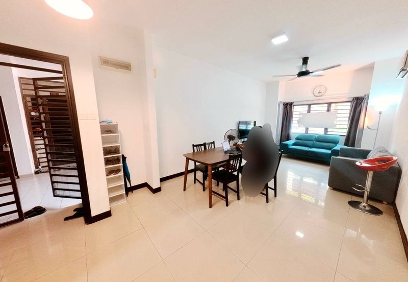 Desa Idaman Residences