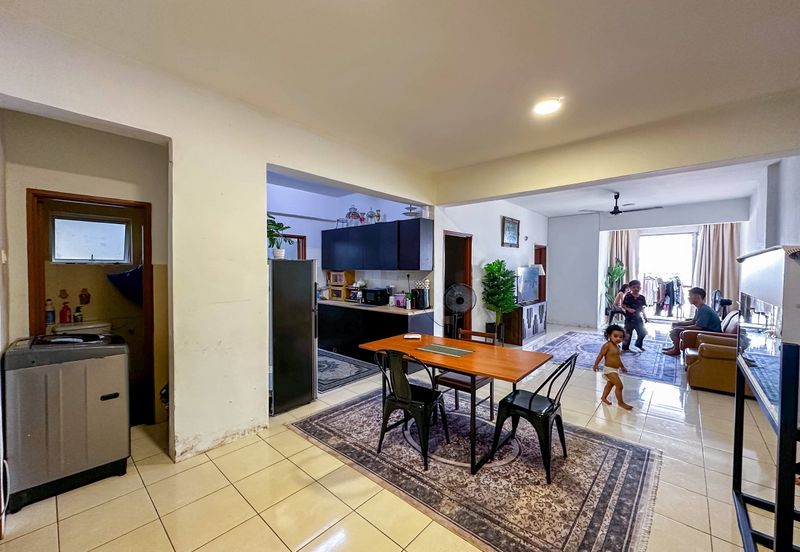 Green Suria Apartment