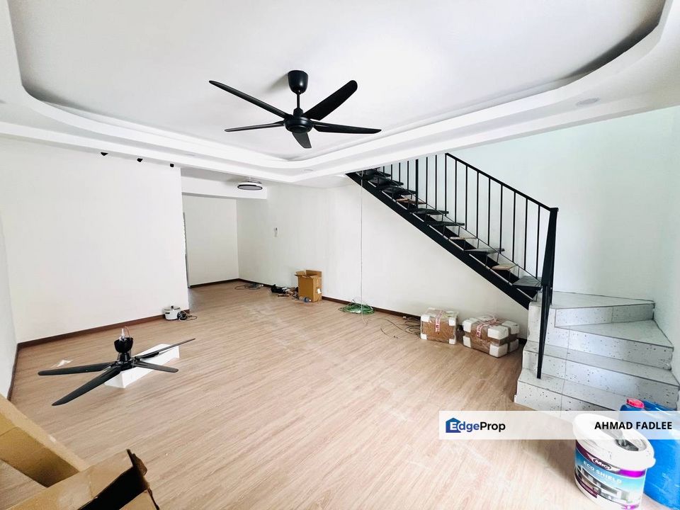 Kampung Sri Tanjung Semenyih, 2 Storey Terrace For Sale, End Lot, Selangor, Dengkil