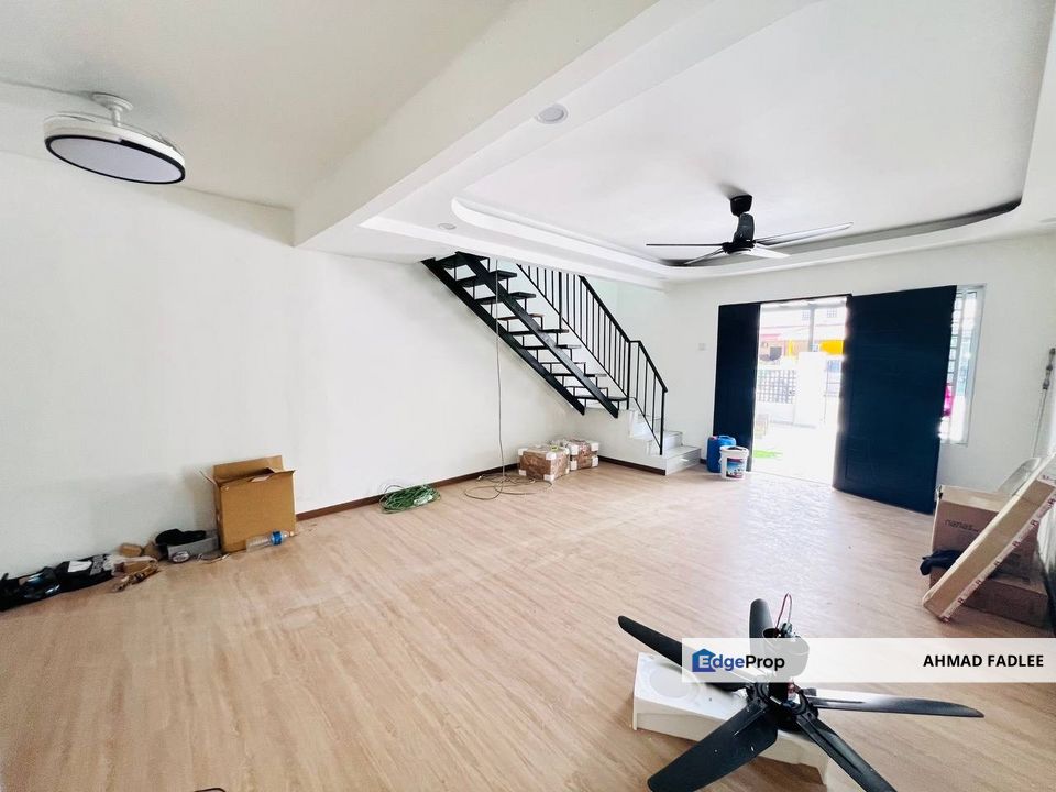 Kampung Sri Tanjung Semenyih, 2 Storey Terrace For Sale, End Lot, Selangor, Dengkil