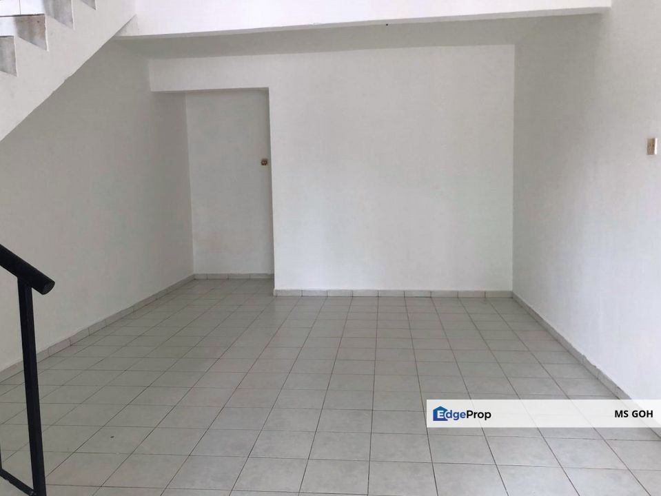 Taman Kota Masai Jalan Pulasan Double Storey Medium Low Cost House for