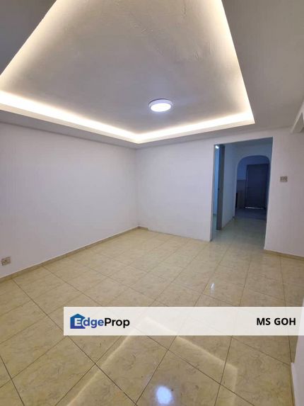 Bandar Seri Alam Jalan Suria Double Storey House ( 3 Bedrooms ), Johor, Masai