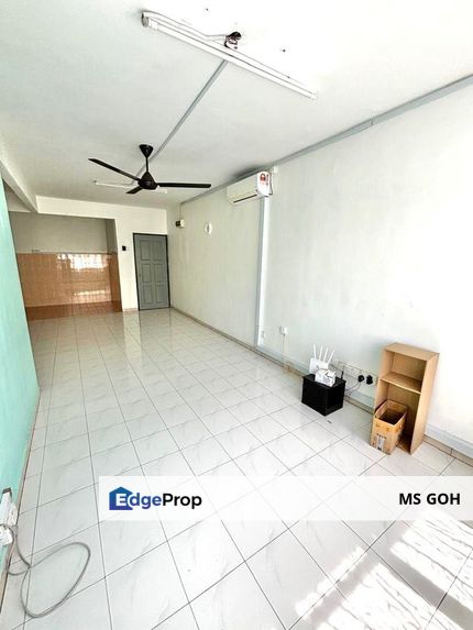 Kulai Taman Putri ( Pangsapuri Rose Villa ) - 1st Floor 3 Bedrooms, Johor, Kulai