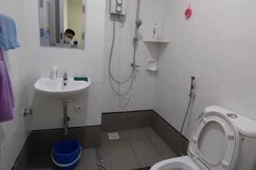 Seasons Luxury Apartments @ Amara Larkin