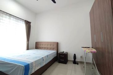 Seasons Luxury Apartments @ Amara Larkin