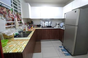 Seasons Luxury Apartments @ Amara Larkin