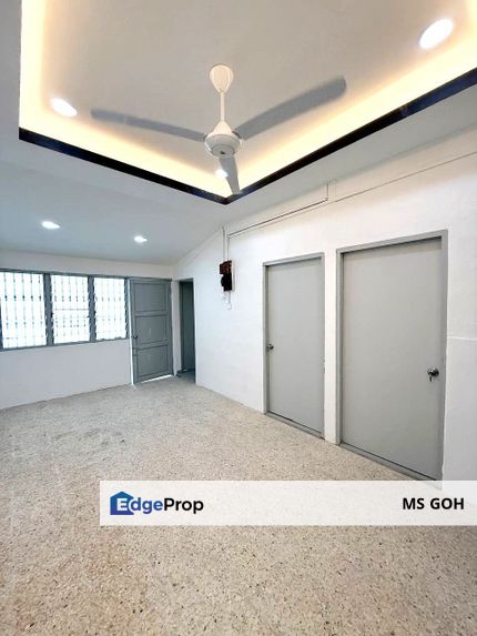 Ayer Hitam Taman UPC Jalan Gemilang Single Storey Low Cost House, Johor, Ayer Hitam