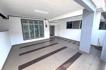 Jalan Putera Indah, Taman Putera Indah, Batu Pahat