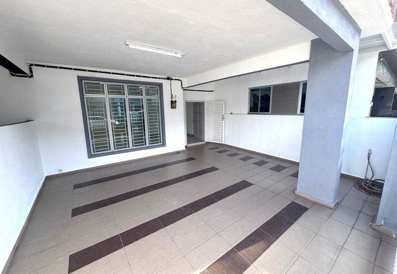 Jalan Putera Indah, Taman Putera Indah, Batu Pahat