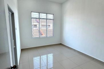 Jalan Putera Indah, Taman Putera Indah, Batu Pahat