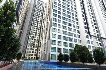 D'Summit Residences @ Kempas Utama