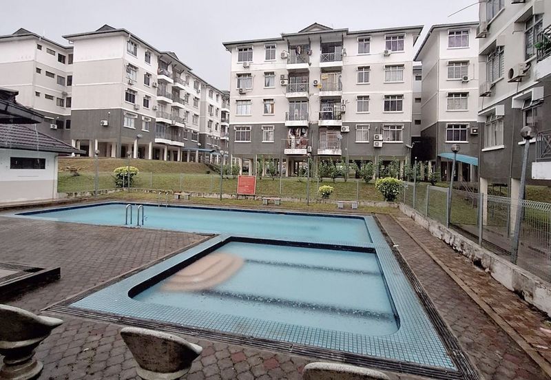 Ria 1 Apartment, Taman Megah Ria