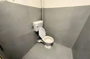 Flat Taman Ungku Tun Aminah