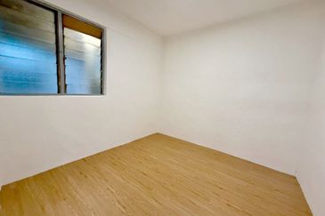 Flat Taman Ungku Tun Aminah