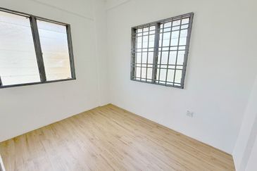 Pangsapuri Jasa, Mutiara Rini