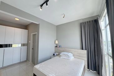 Seri Austin Luxury Apartment