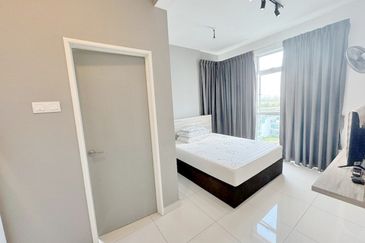 Seri Austin Luxury Apartment