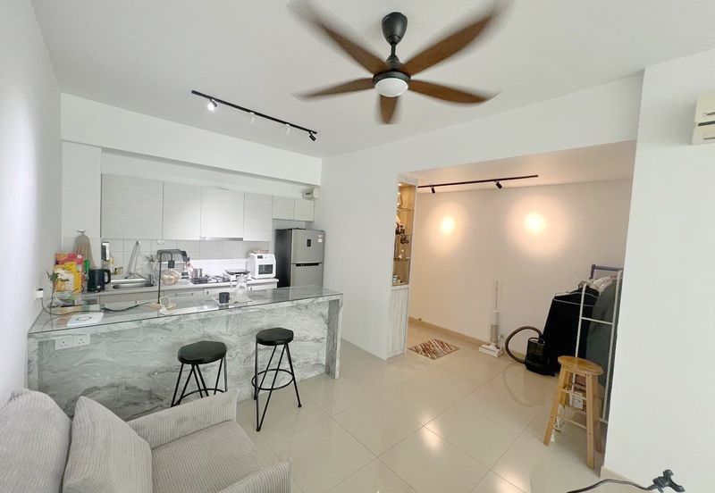 Dedaun Hijau (Greenfield Regency)