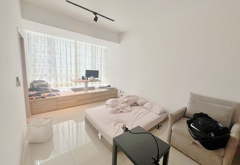 Dedaun Hijau (Greenfield Regency)