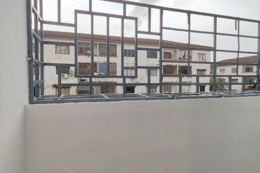 Flat Tasek 64, Bandar Baru Seri Alam