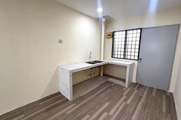 Flat Tasek 64, Bandar Baru Seri Alam