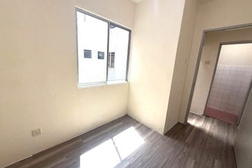 Flat Tasek 64, Bandar Baru Seri Alam