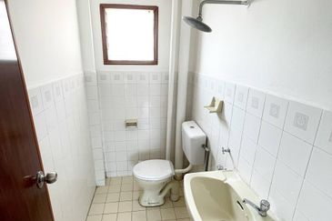 Ria 2 Apartment, Taman Megah Ria