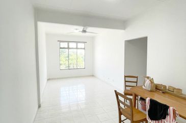 Ria 2 Apartment, Taman Megah Ria