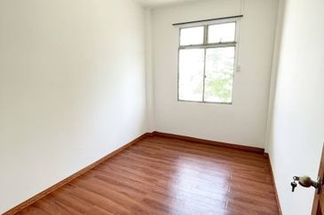 Ria 2 Apartment, Taman Megah Ria