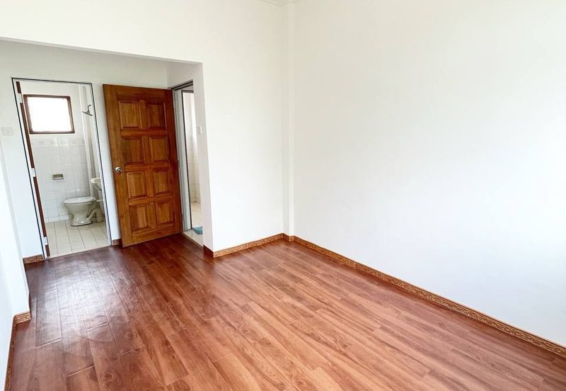 Ria 2 Apartment, Taman Megah Ria