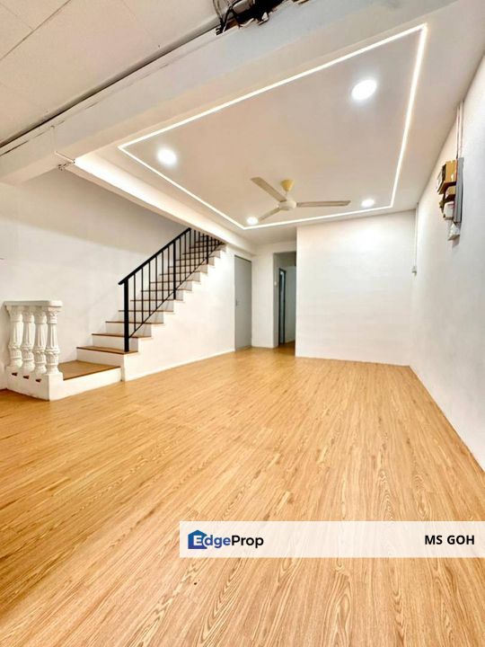 Jalan Bunga Raya, Taman Sri Lalang, Ayer Hitam, Johor, Ayer Hitam