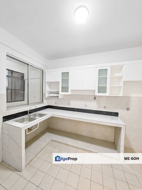 Apartment Persiaran Tanjung, Tampoi, Johor, Tampoi