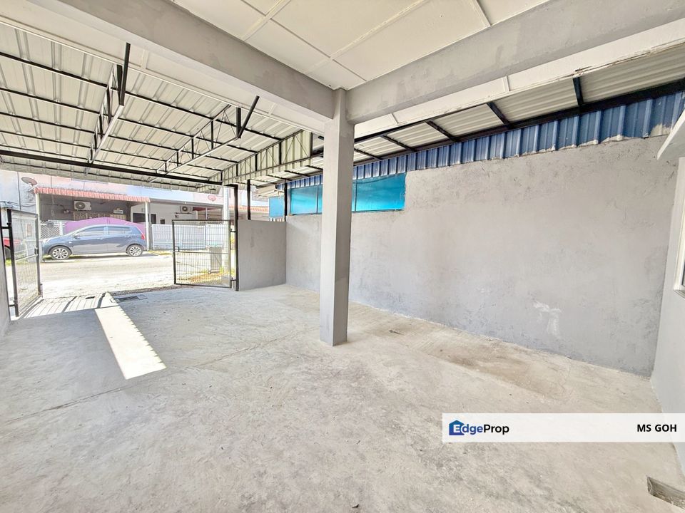 Batu Pahat Taman Putera Indah Double Storey Medium Low Cost House, Johor, Batu Pahat