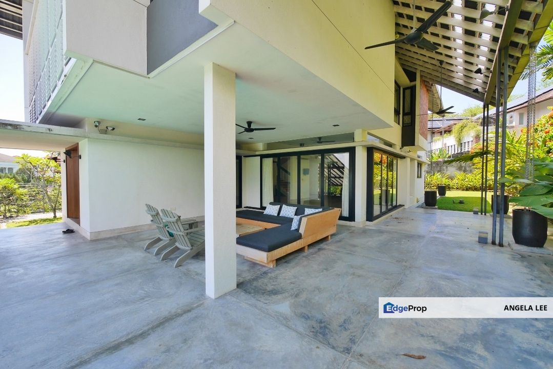Ukay Heights Bungalow with swimming pool for Rent @ Ampang, Selangor, Ampang