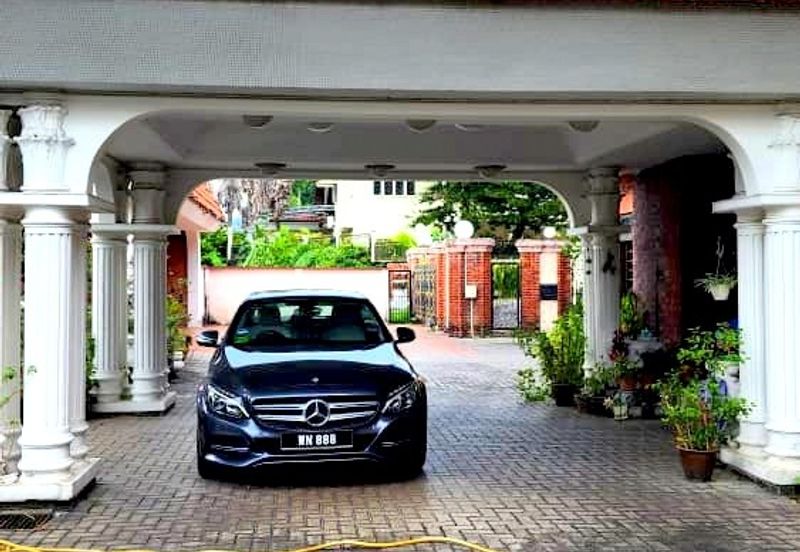 Bukit Pantai (Pantai Hill)