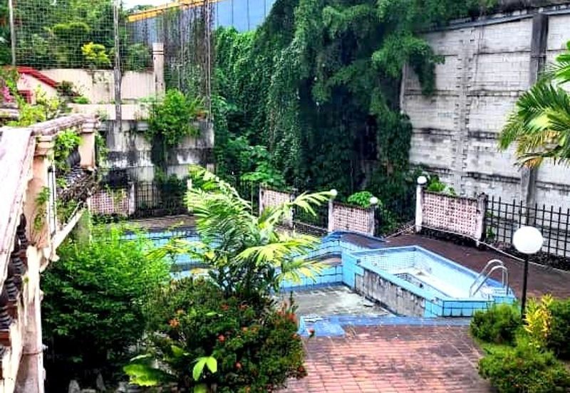 Bukit Pantai (Pantai Hill)