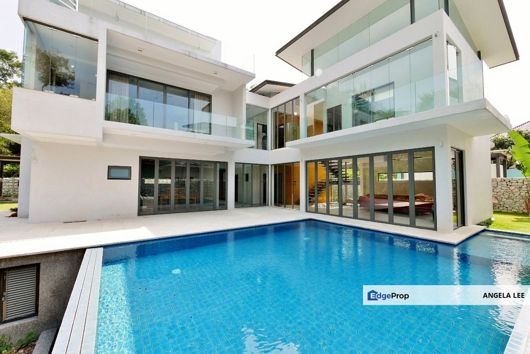 Bukit Antarabangsa Taman Kelab Ukay 3 Storey Bungalow with Pool for Rent, Selangor, Ulu Kelang